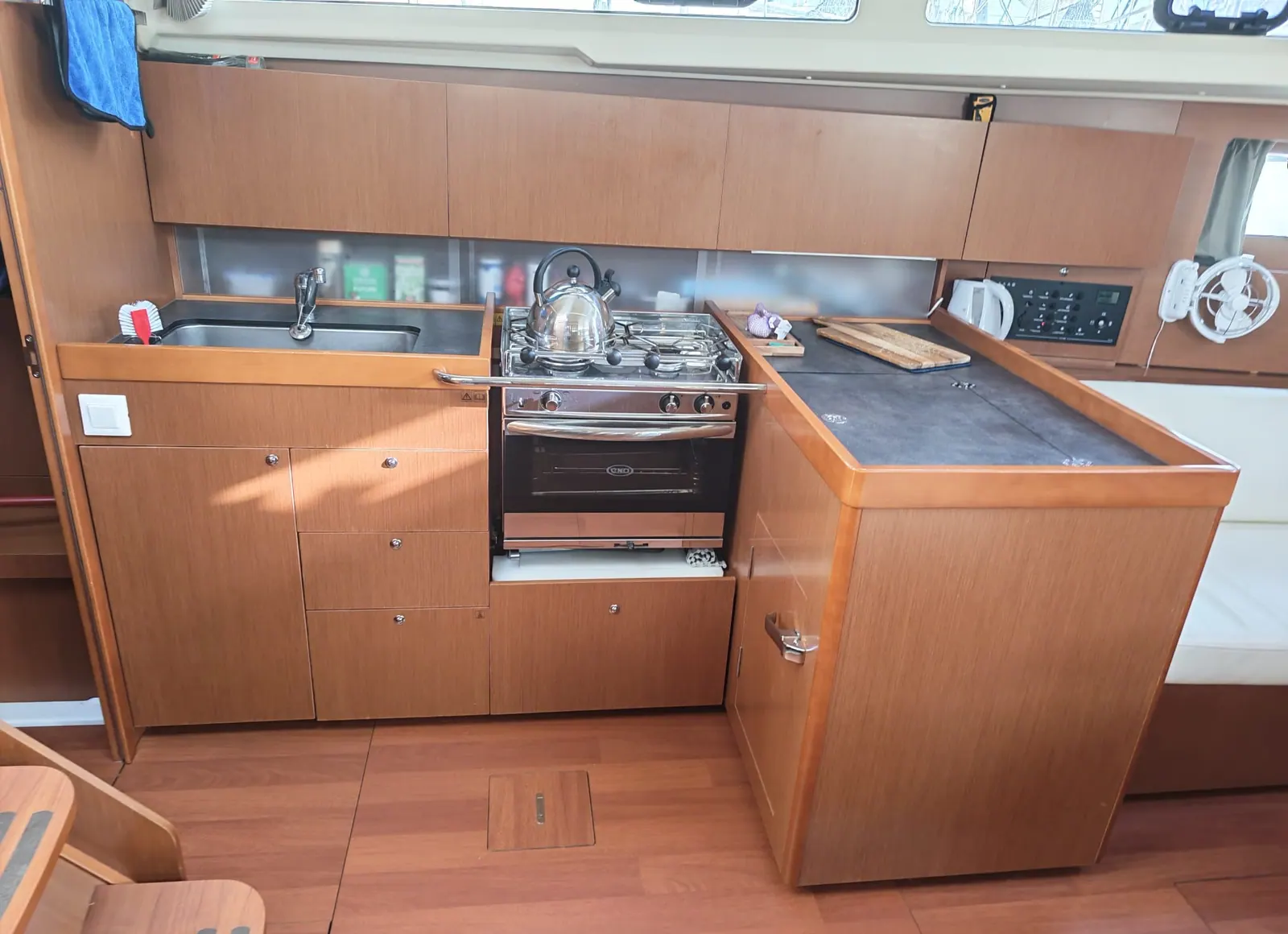 Beneteau Oceanis 41.1 — foto 11