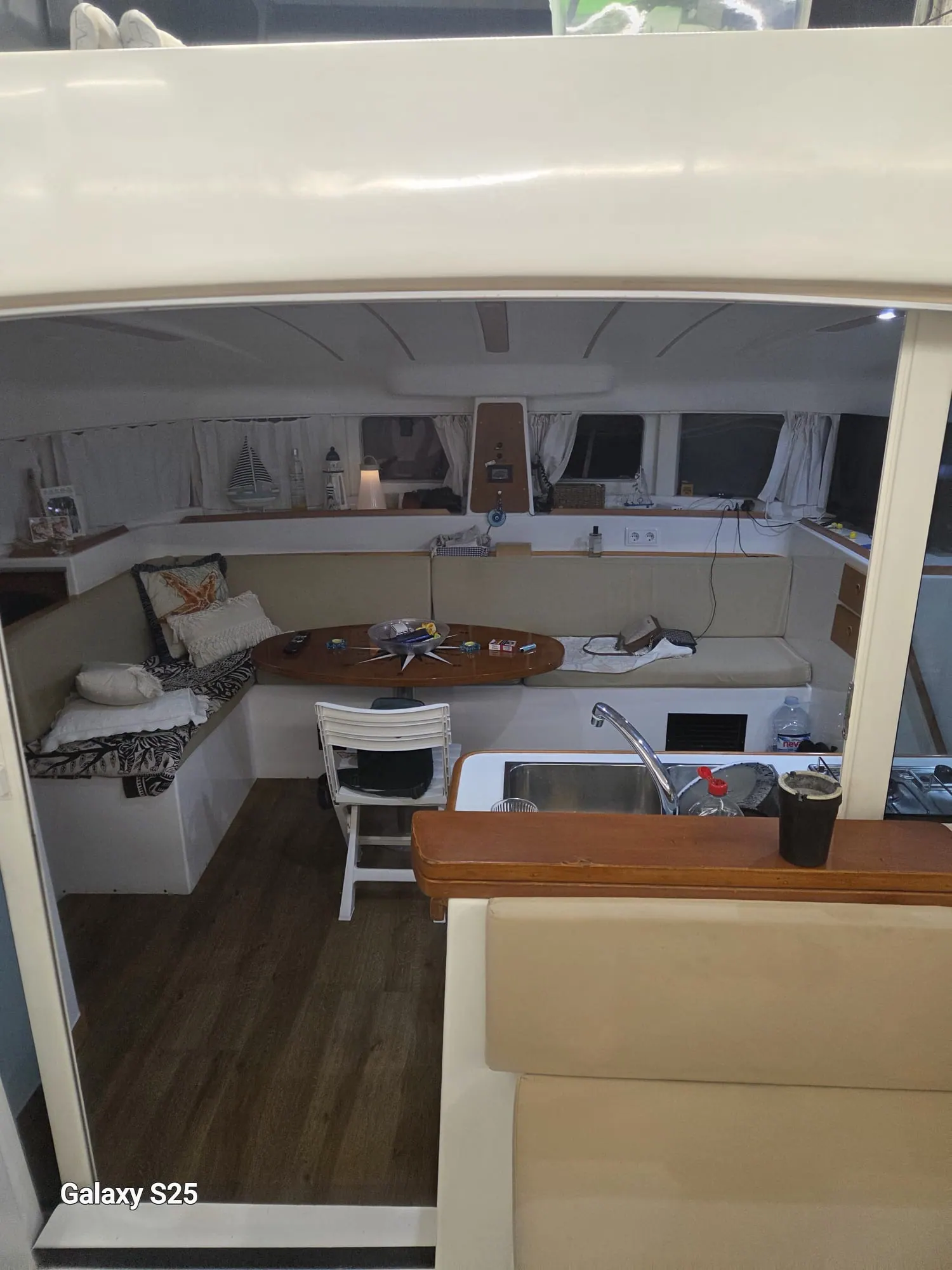 Lagoon 380 — foto 7