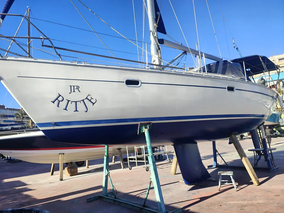 Bavaria 37 — foto 2