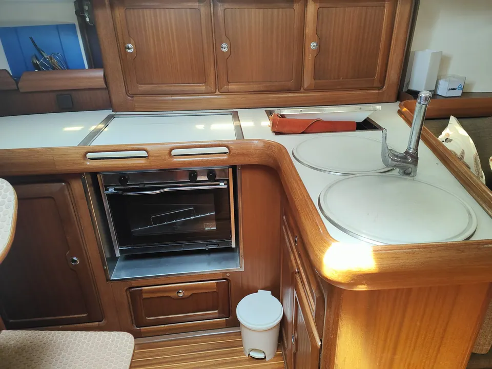 Bavaria 37 — foto 5