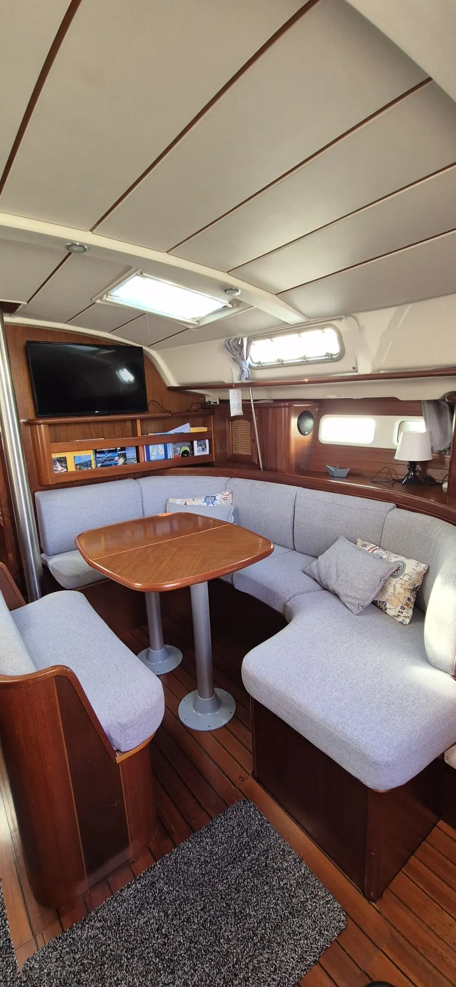 Beneteau Oceanis Clipper 411 — foto 9