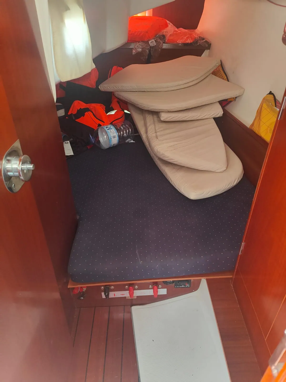 Beneteau Oceanis Clipper 323 — foto 10