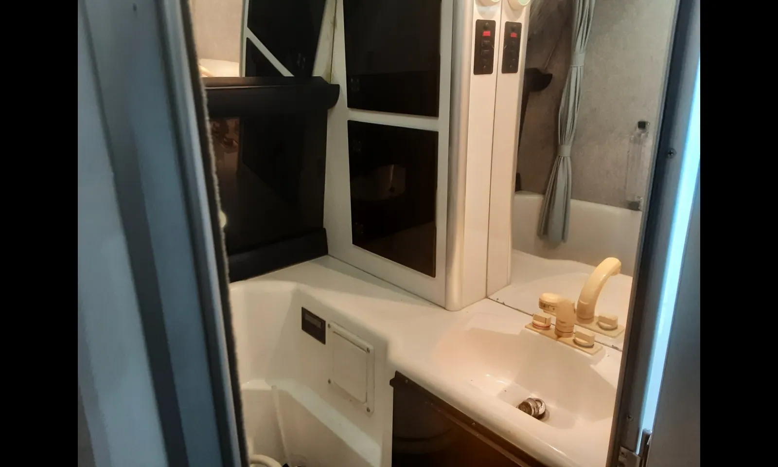 Bayliner Avanti 3255 — foto 11