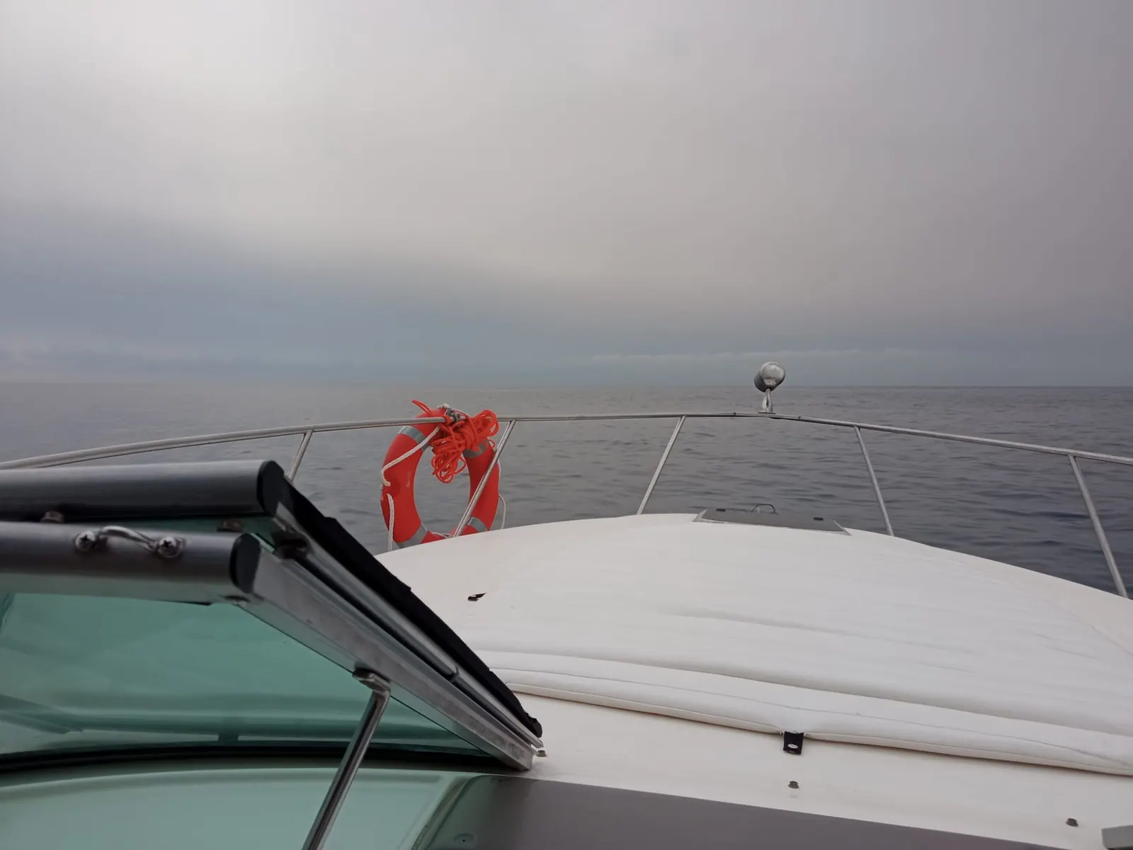 Rinker 320 Fiesta Vee — foto 4